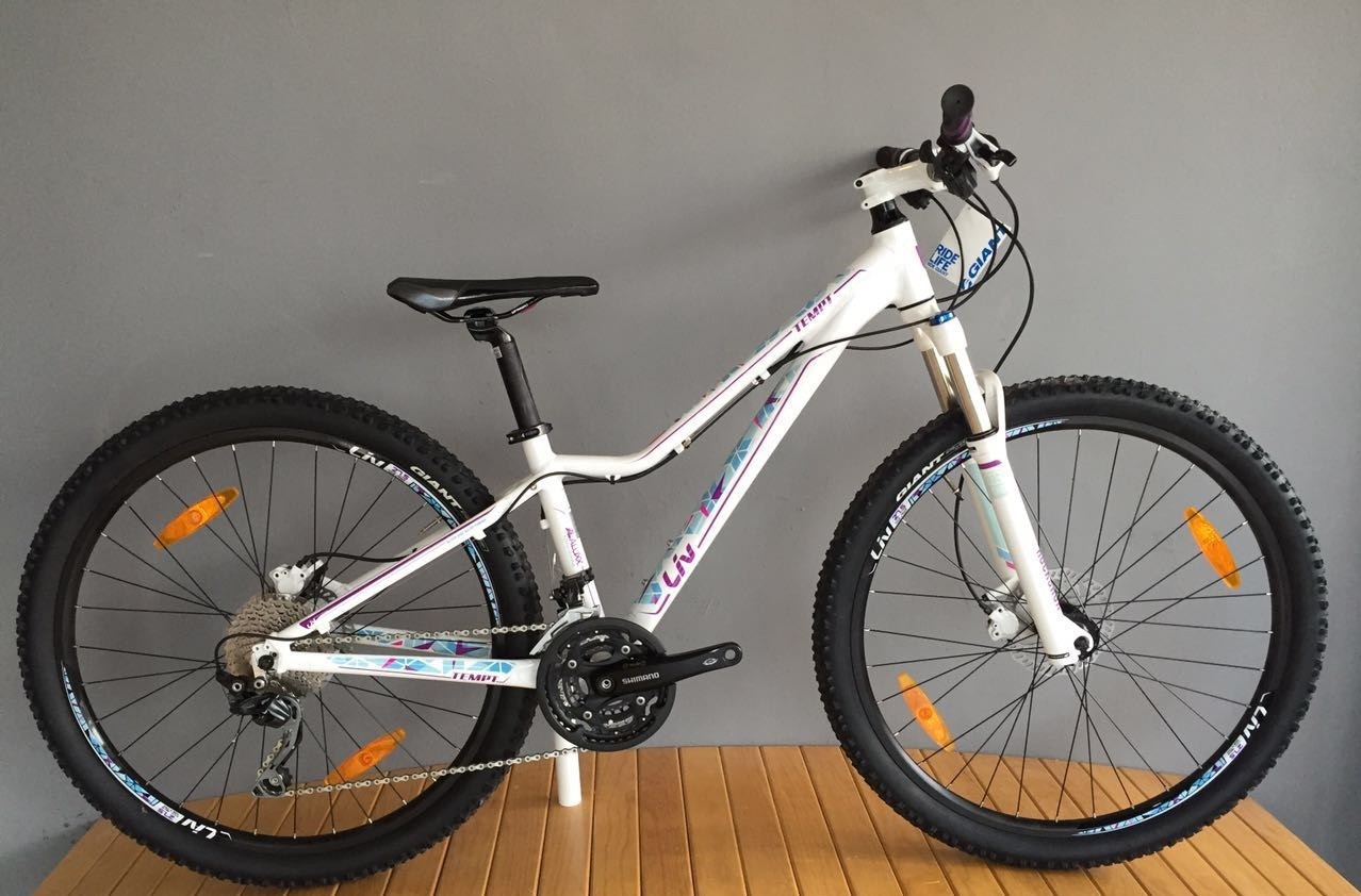 BICICLETA R.27.5 LIV TEMPT 2 2016